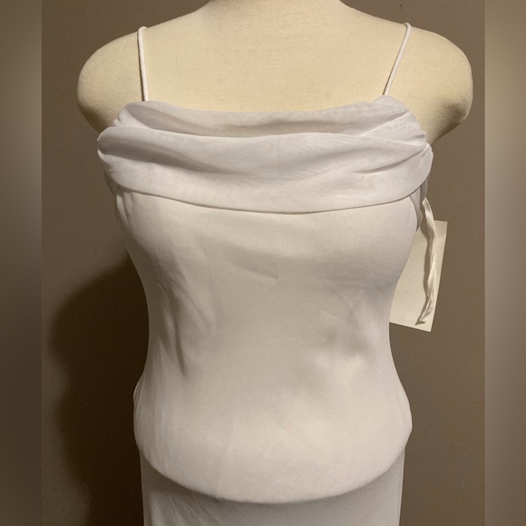 NWOT Wedding or Formal Gown Size XL (approx size 12 equivalent) - Picture 2 of 15